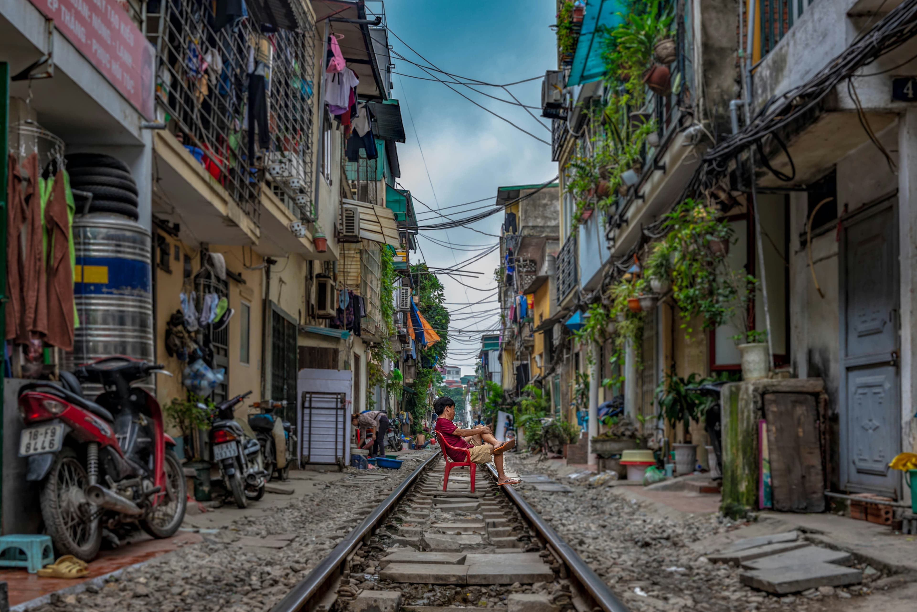 Hanoi Train Street — life on the tracks in Vietnam